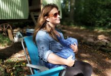 Forget judging me mum’s, I’m asking for help