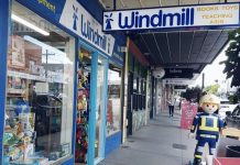 Keeping shopping strip culture alive