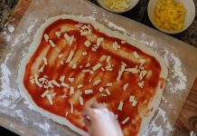 Gluten-free pizza scrolls